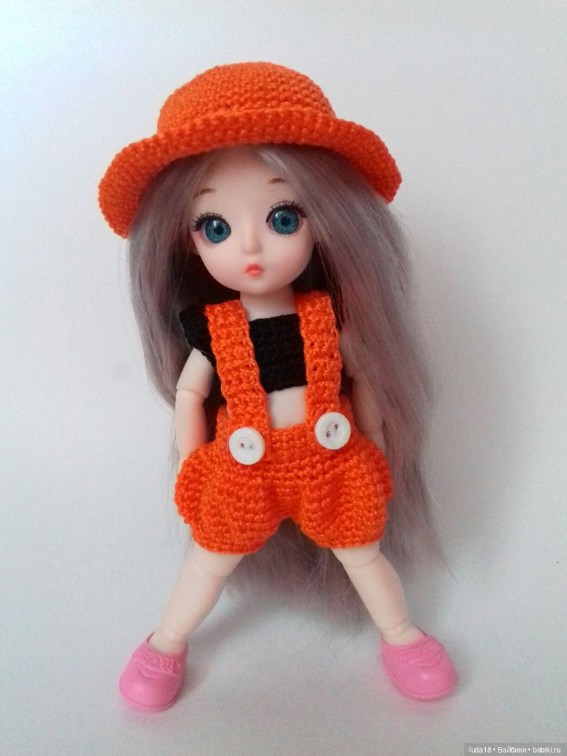 Зойка не устает модничать