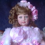 Angle in waiting  от Fayzah Spanos