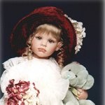 Mon Petite Cherie от Fayzah Spanos