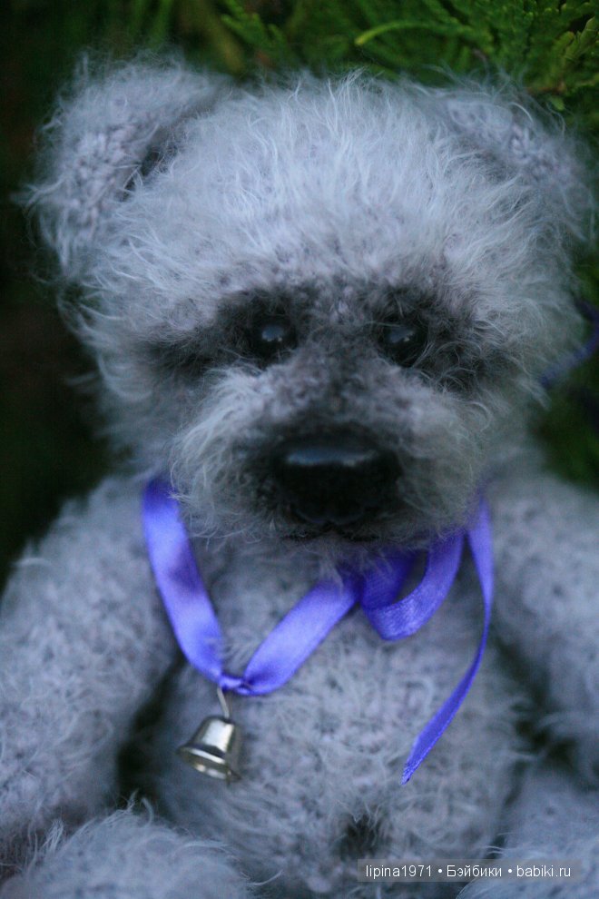 Мишек становится больше - игрушка вязанная