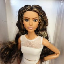 Barbie looks Lina 2