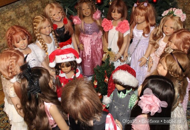 Наконец то мои Химочки собрались у Новогодней ёлки