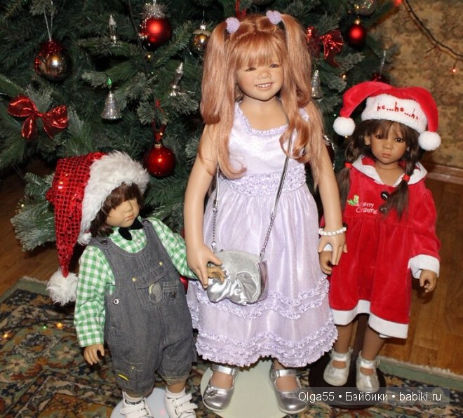 Наконец то мои Химочки собрались у Новогодней ёлки