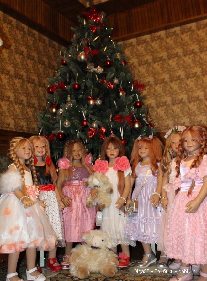 Наконец то мои Химочки собрались у Новогодней ёлки (фото 5)