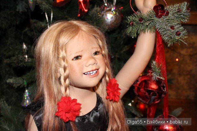 Наконец то мои Химочки собрались у Новогодней ёлки