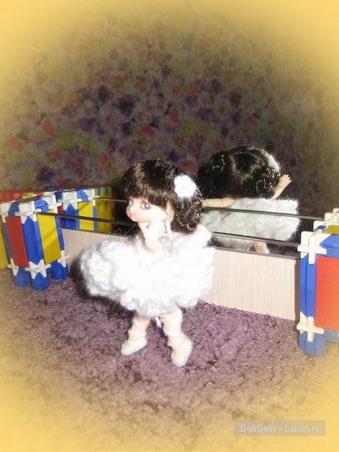 Не успела Эмерелль приехать - и сразу на танцы | Бэйбики Не успела Эмерелль приехать - и сразу на танцы