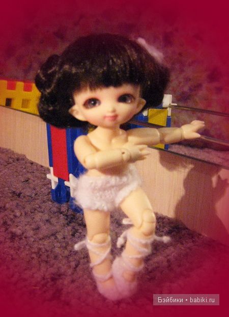 Не успела Эмерелль приехать - и сразу на танцы | Бэйбики Не успела Эмерелль приехать - и сразу на танцы