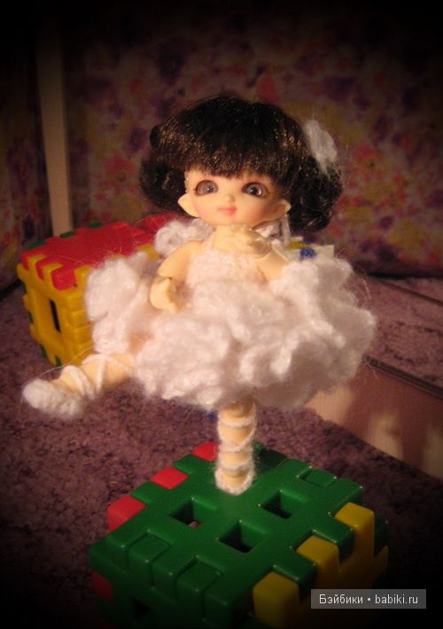 Не успела Эмерелль приехать - и сразу на танцы | Бэйбики Не успела Эмерелль приехать - и сразу на танцы