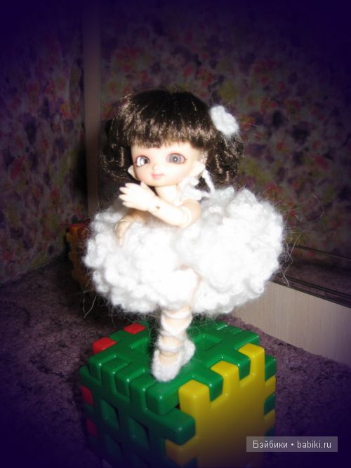 Не успела Эмерелль приехать - и сразу на танцы | Бэйбики Не успела Эмерелль приехать - и сразу на танцы