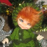 Ходят ёлки по одной, ходят парами.