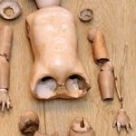 Нужна ли реставрация антикварной кукле?