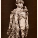 Помощник во  флирте, шутовская кукла (Marotte antique doll)