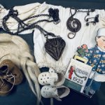 Нужности для антикварных кукол