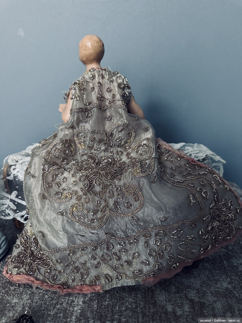 Бунтарка в коробке — Редкие антикварные куклы и реплики: воск (фото 6)