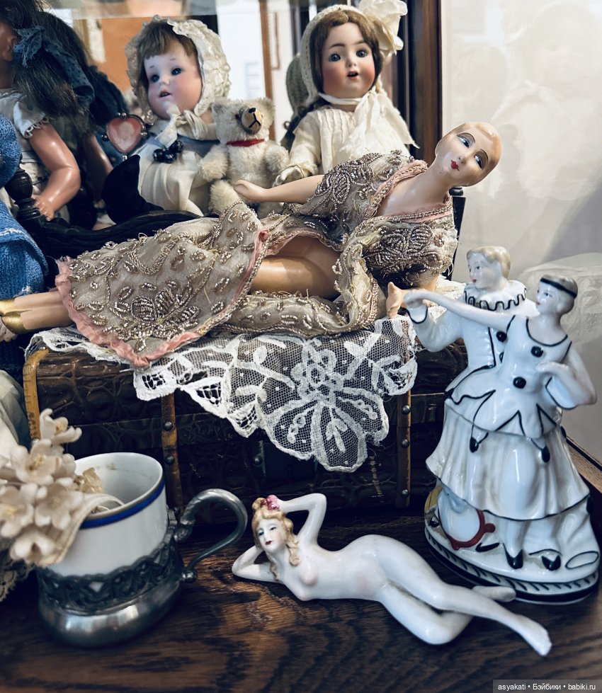 Бунтарка в коробке — Редкие антикварные куклы и реплики: воск (фото 7)