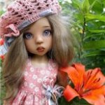 Прогулка по саду с девочками от Kaye Wiggs