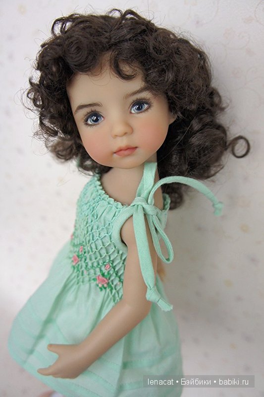 Emily by Dianna Effner