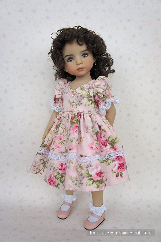 Emily by Dianna Effner