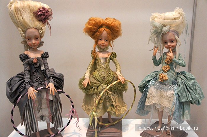 Выставка на Тишинке 5 марта 2016 года.