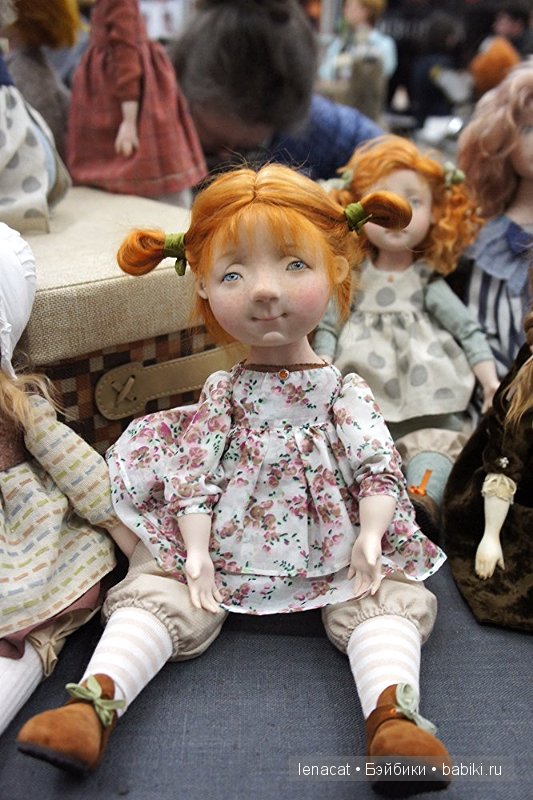 Выставка на Тишинке 5 марта 2016 года.