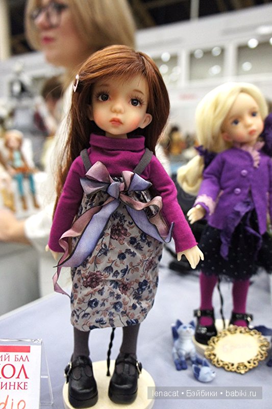 Выставка на Тишинке 5 марта 2016 года.