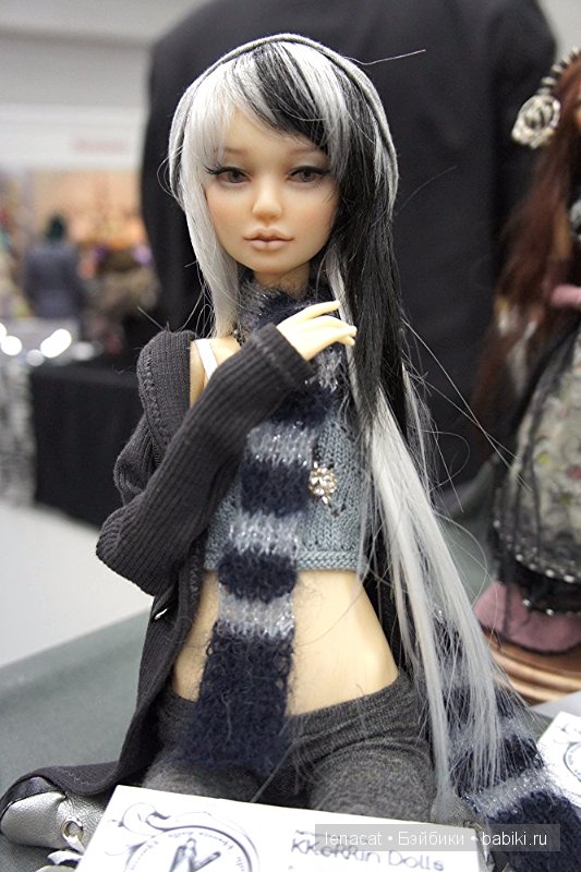 Выставка на Тишинке 5 марта 2016 года.