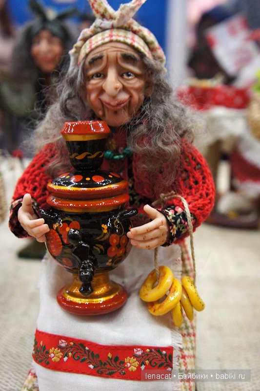 Выставка на Тишинке 5 марта 2016 года.