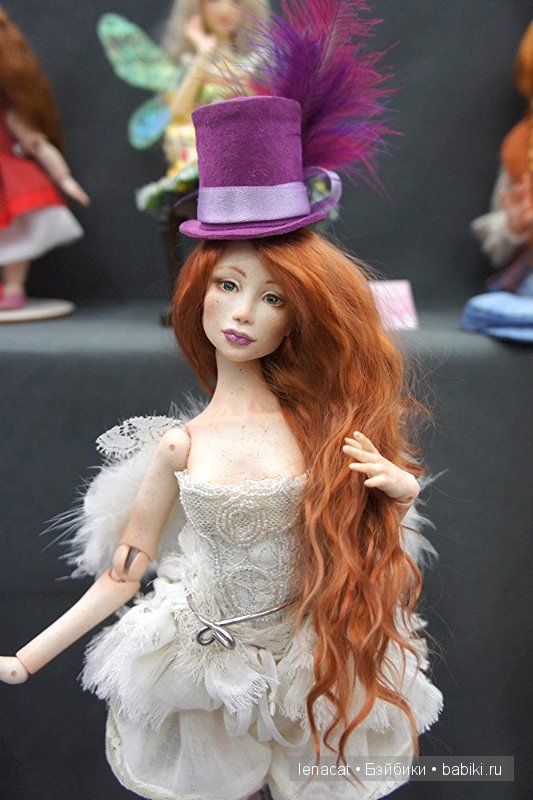 Выставка на Тишинке 5 марта 2016 года.