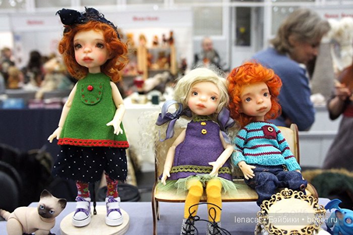 Выставка на Тишинке 5 марта 2016 года.