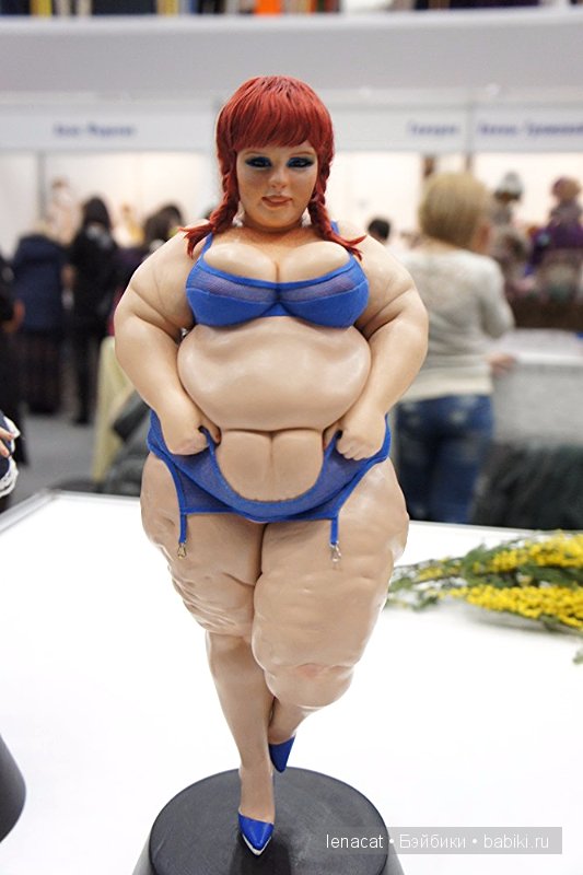 Выставка на Тишинке 5 марта 2016 года.