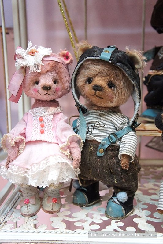 Выставка на Тишинке 5 марта 2016 года.