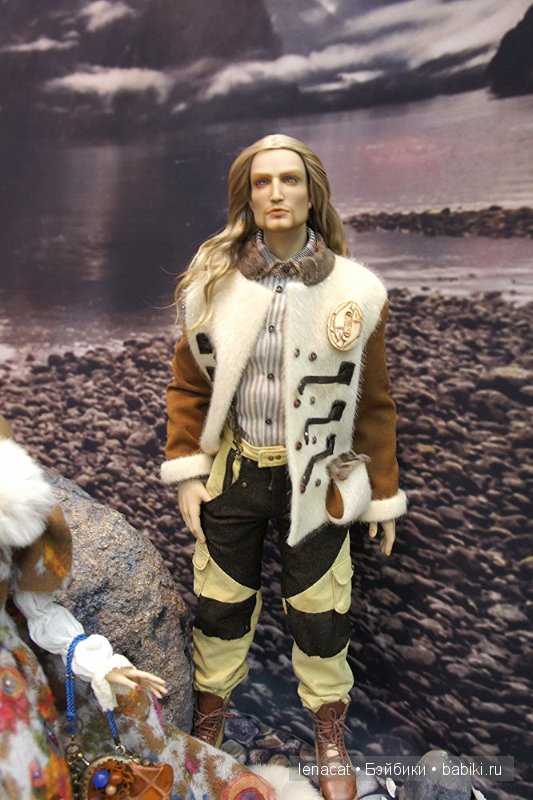 Выставка на Тишинке 5 марта 2016 года.