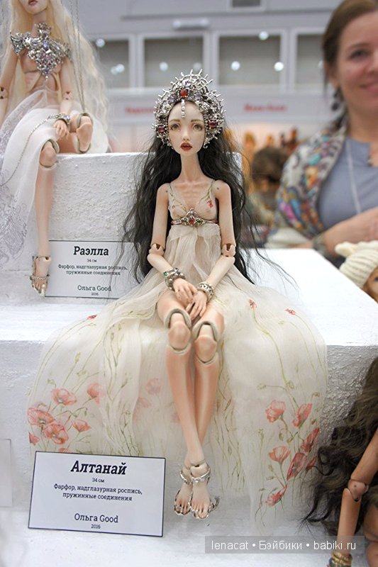 Выставка на Тишинке 5 марта 2016 года.