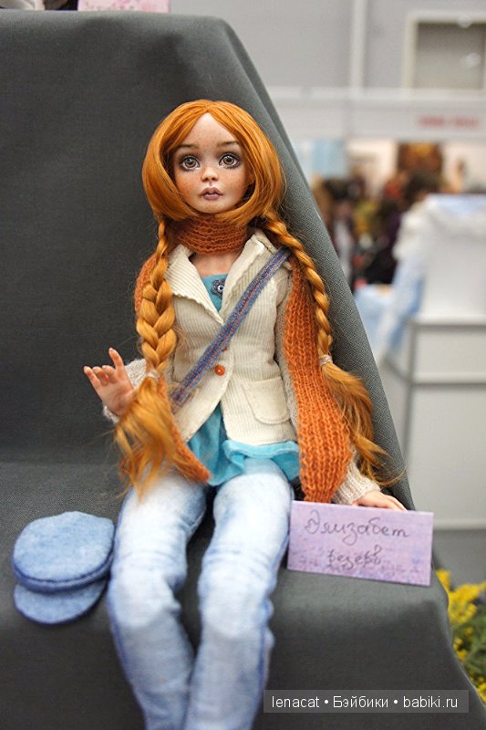 Выставка на Тишинке 5 марта 2016 года.