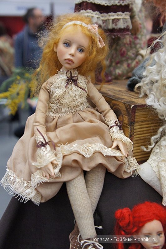 Выставка на Тишинке 5 марта 2016 года.