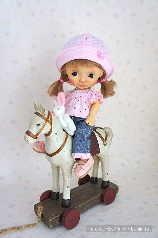 Olivia от Nikki Britt