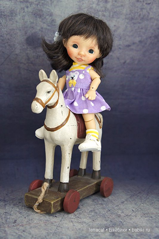 Olivia от Nikki Britt