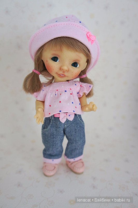 Olivia от Nikki Britt