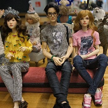 Новогодняя встреча хранителей авторских шарнирных кукол на Тишинке. 2025г.