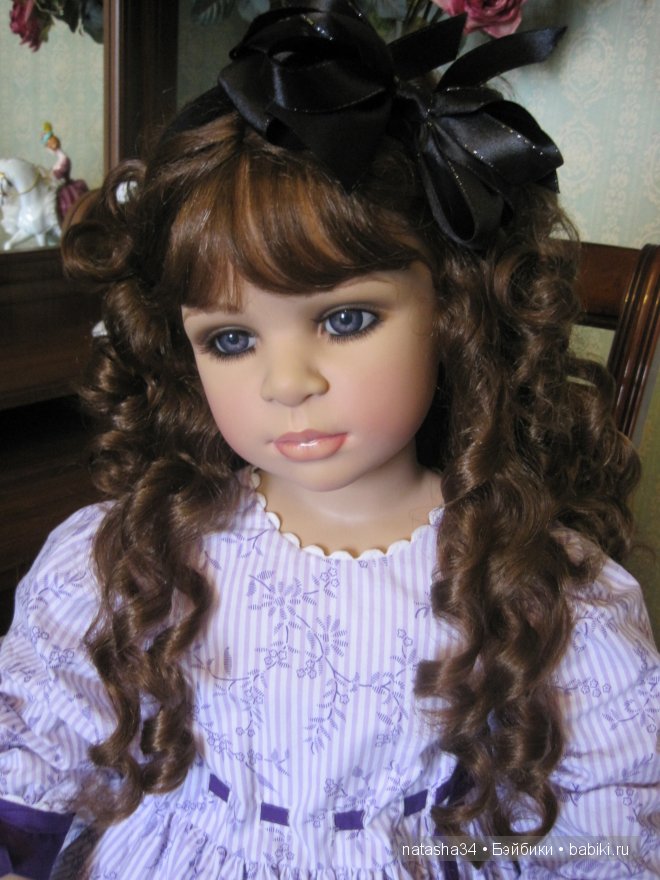 Элли брюнетка от Памэлы Эрфф