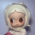 Zsiga от Pop mart. Пряничный человечек