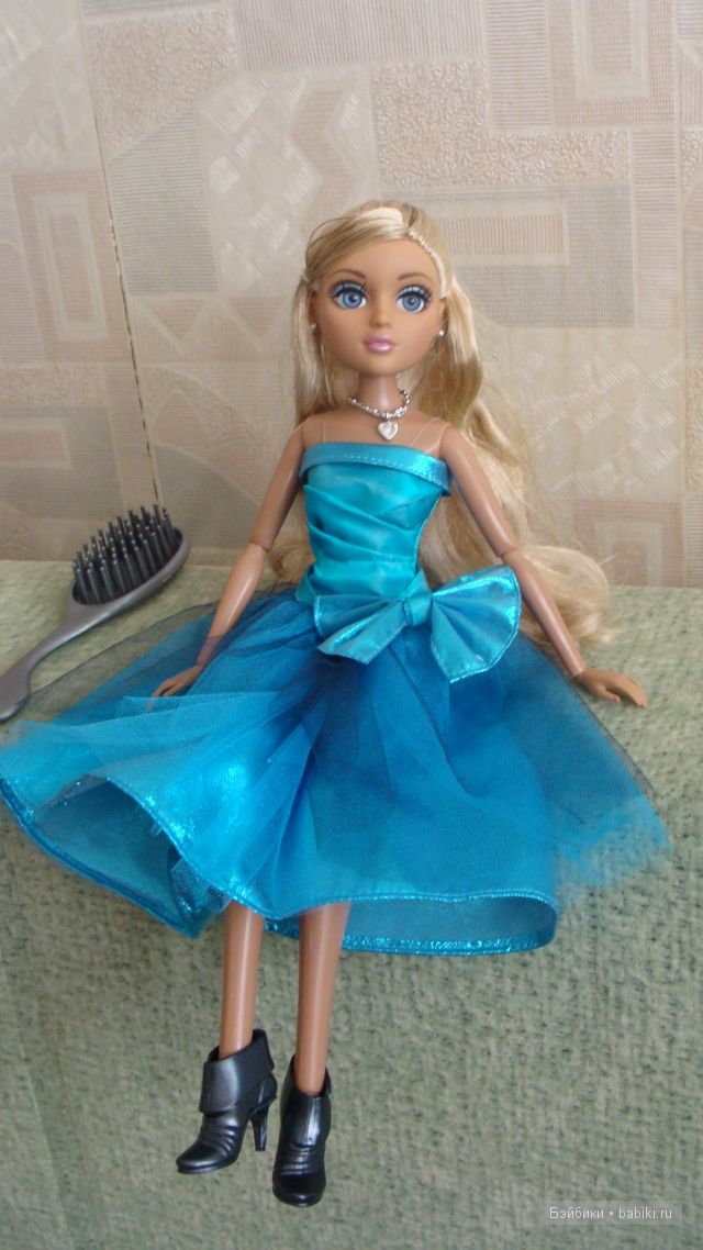 это мы сидим на спинке дивана) это мы сидим на спинке дивана)