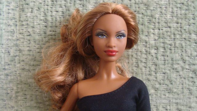 Mbili от Mattel — Куклы Barbie (Барби): Looks (фото 2)
