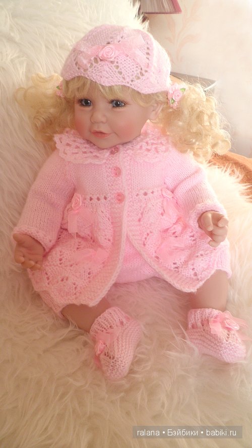 Адора Милана