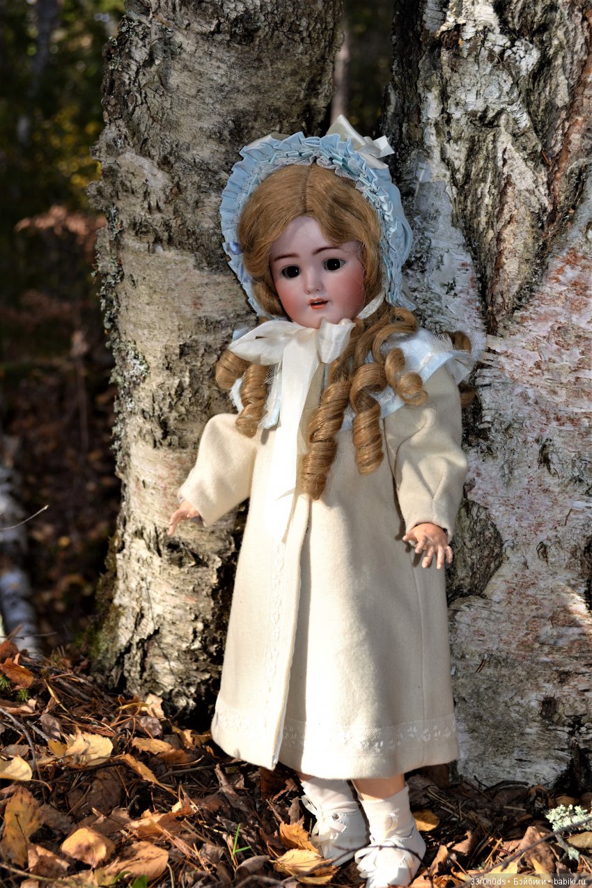 Октябрь уж наступил. Как Алина гуляла по осеннему лесу