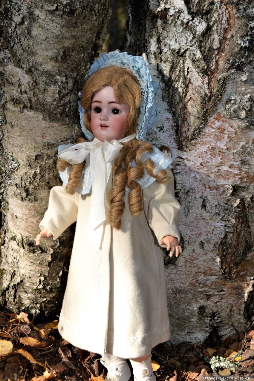 Октябрь уж наступил. Как Алина гуляла по осеннему лесу