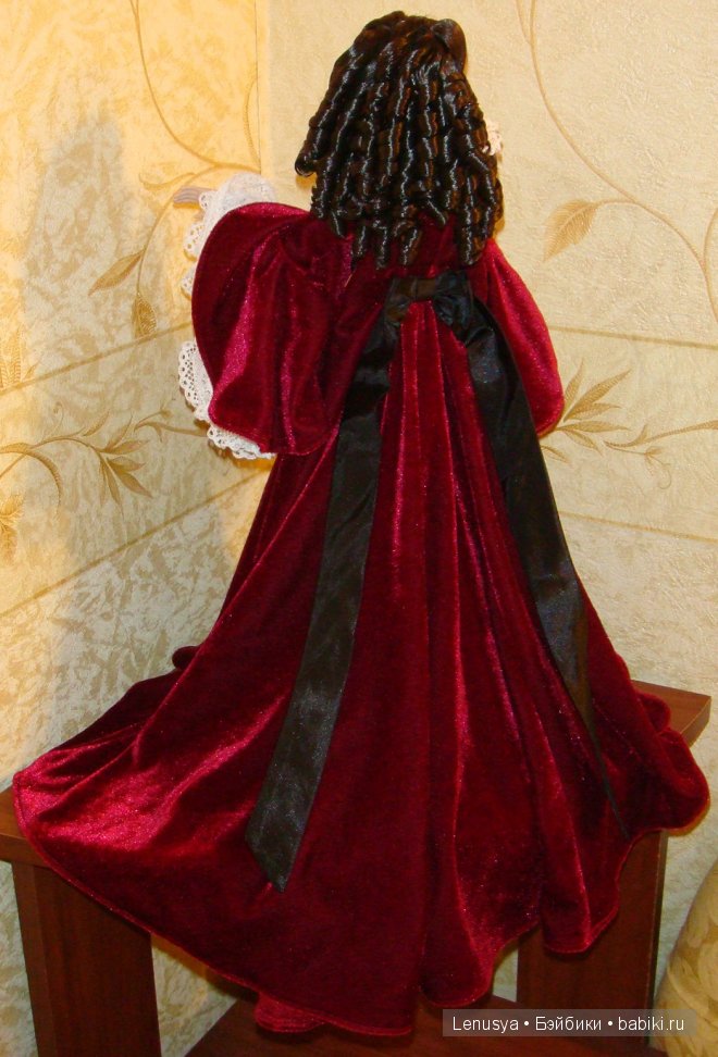 Роберт Тоннер,Скарлетт