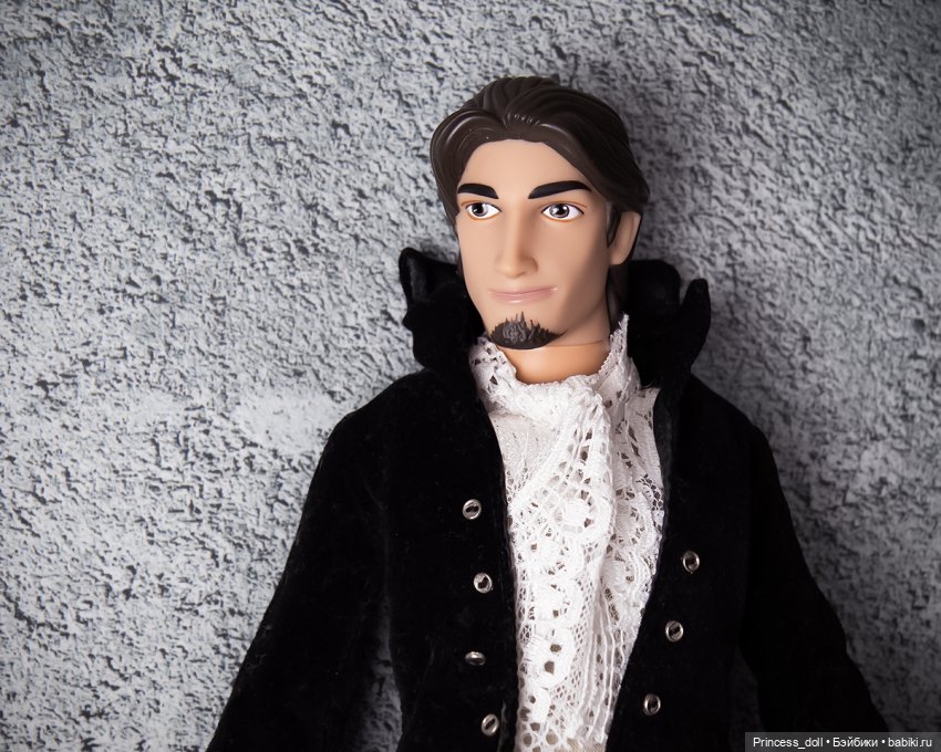 Два Флинна — Куклы Disney Animators и Принцессы Диснея: Disney Store