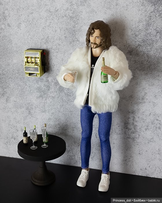 Гламурный тусич. Кому идёт полушубок | Бэйбики Гламурный тусич. Кому идёт полушубок (фото 2)