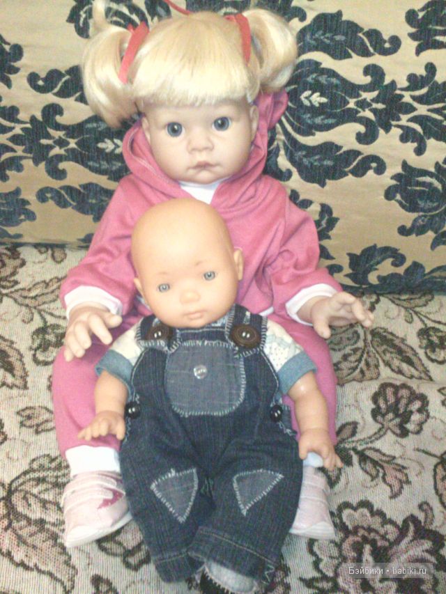 Анечка дома